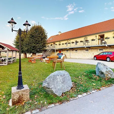 Urlaub Auf Dem Bauernhof Hedwigshoehe Apartment Hohnstein